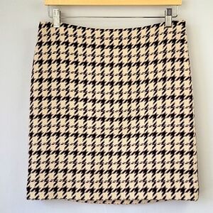 White House Black Market Woolblend Skirt Houndstooth Size 4
